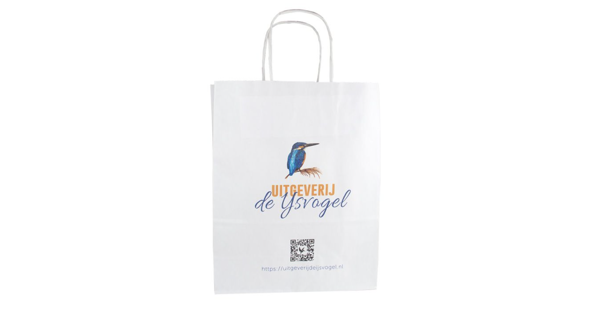 Eine individuelle Papiertasche ist mit einem bunten Logo bedruckt. Das Logo ist ein Vogel. Zusätzlich ist auf der personalisierten Papiertasche ein QR-Code zu sehen, der die Kunden auf die Homepage führt.